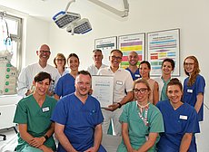 Regionales Traumazentrum Das Team des Regionalen Traumazentrum mit Zertifikat